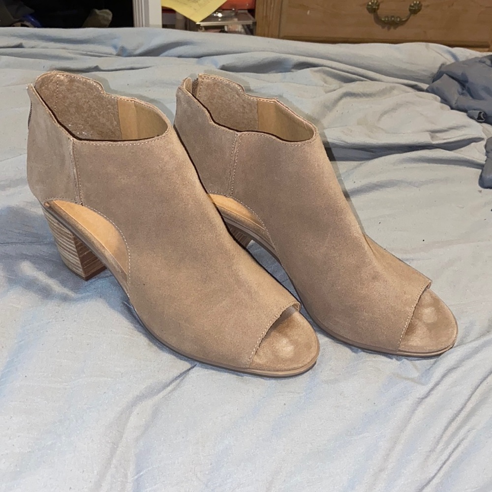 Tan wedged heels with cutouts size 9.5